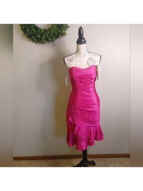 NWT B2 Jasmine Knee Length Strapless Sweetheart Fuschia Dress 6